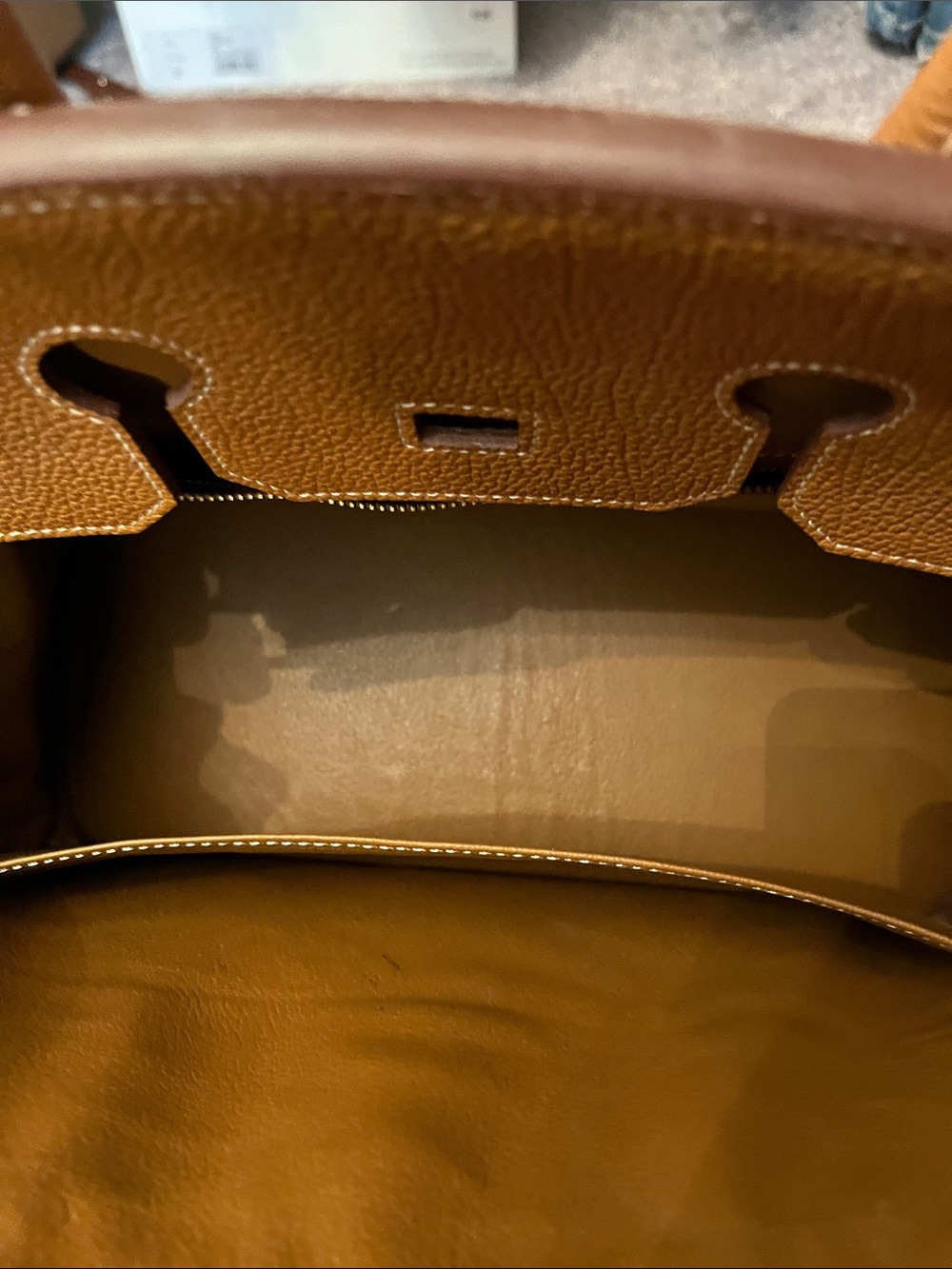 Hermès Style Tote Bag in Brown with Gold Hardware - Picture 5 of 7